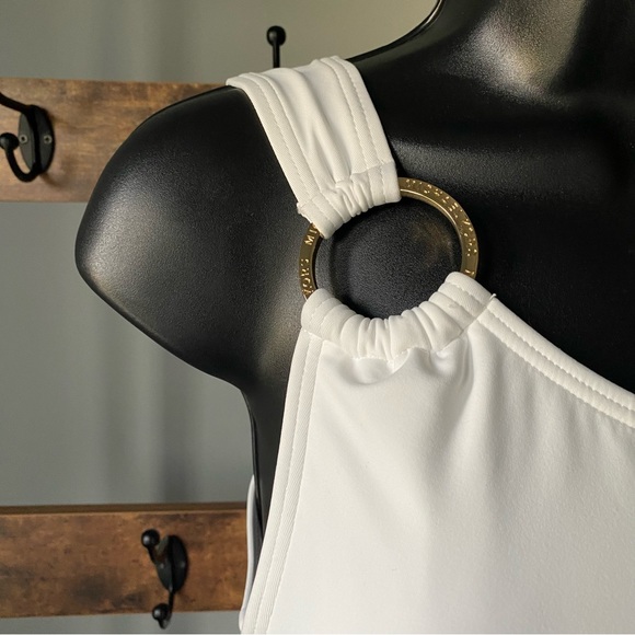 Michael Kors Iconic Solids One Shoulder underwire One-Piece in White size 8 NEW - Picture 2 of 11